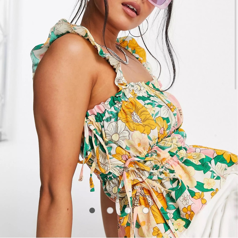 BRAND NEW Topshop tie side printed floral cami top in multi